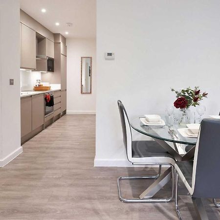 Luxustay Milburn House Милтън Кейнс Екстериор снимка